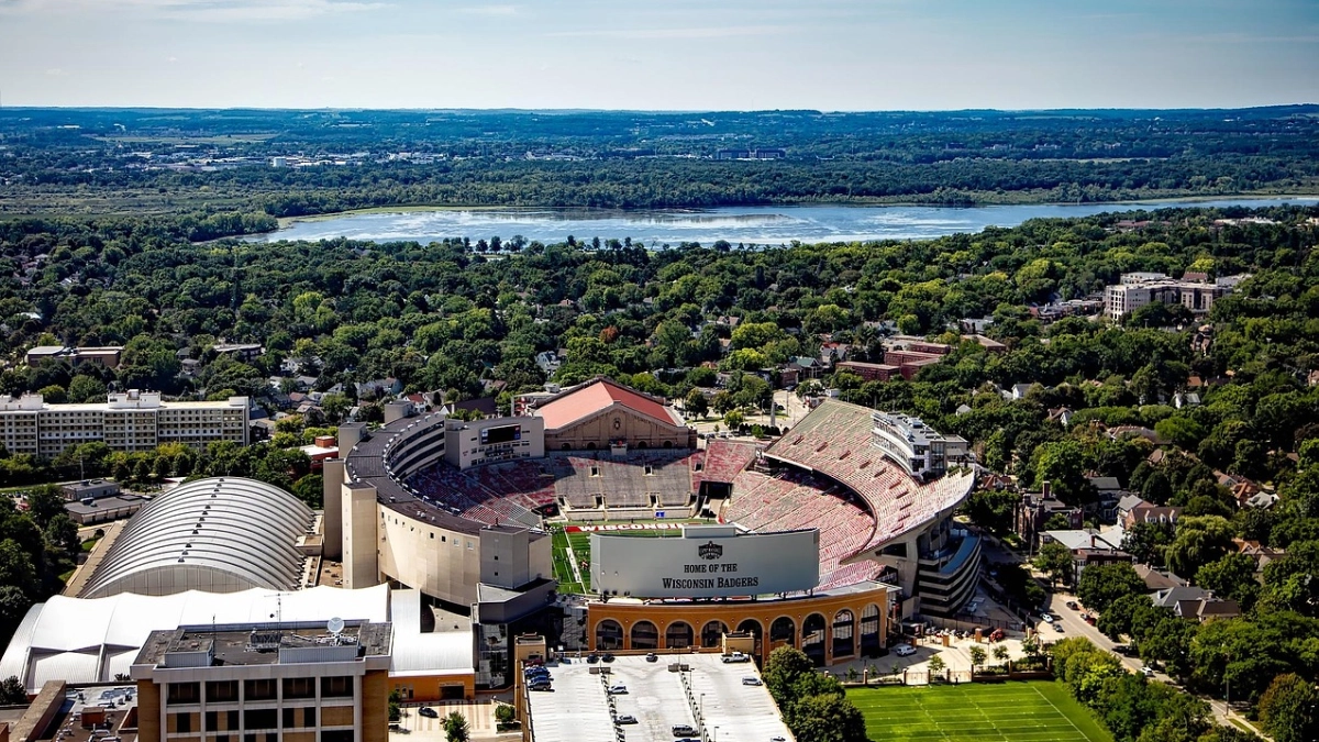 USA 49 Wisconsin image